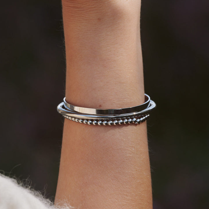 Gisele - Pulsera Esencial de Brazalete de Acero Inoxidable