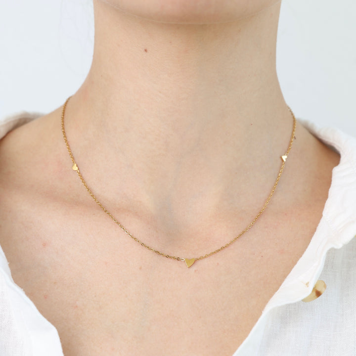 Sarah - Collar 3 Corazones Pequeños Acero Inoxidable