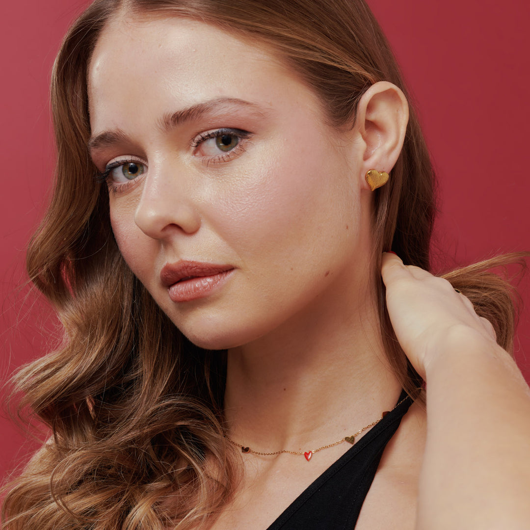Suvy - Pendientes de Stud en Forma de Corazón Acanalado de Acero Inoxidable