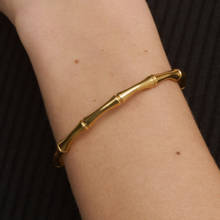 Tyra - Brazalete de Bambú de Acero Inoxidable