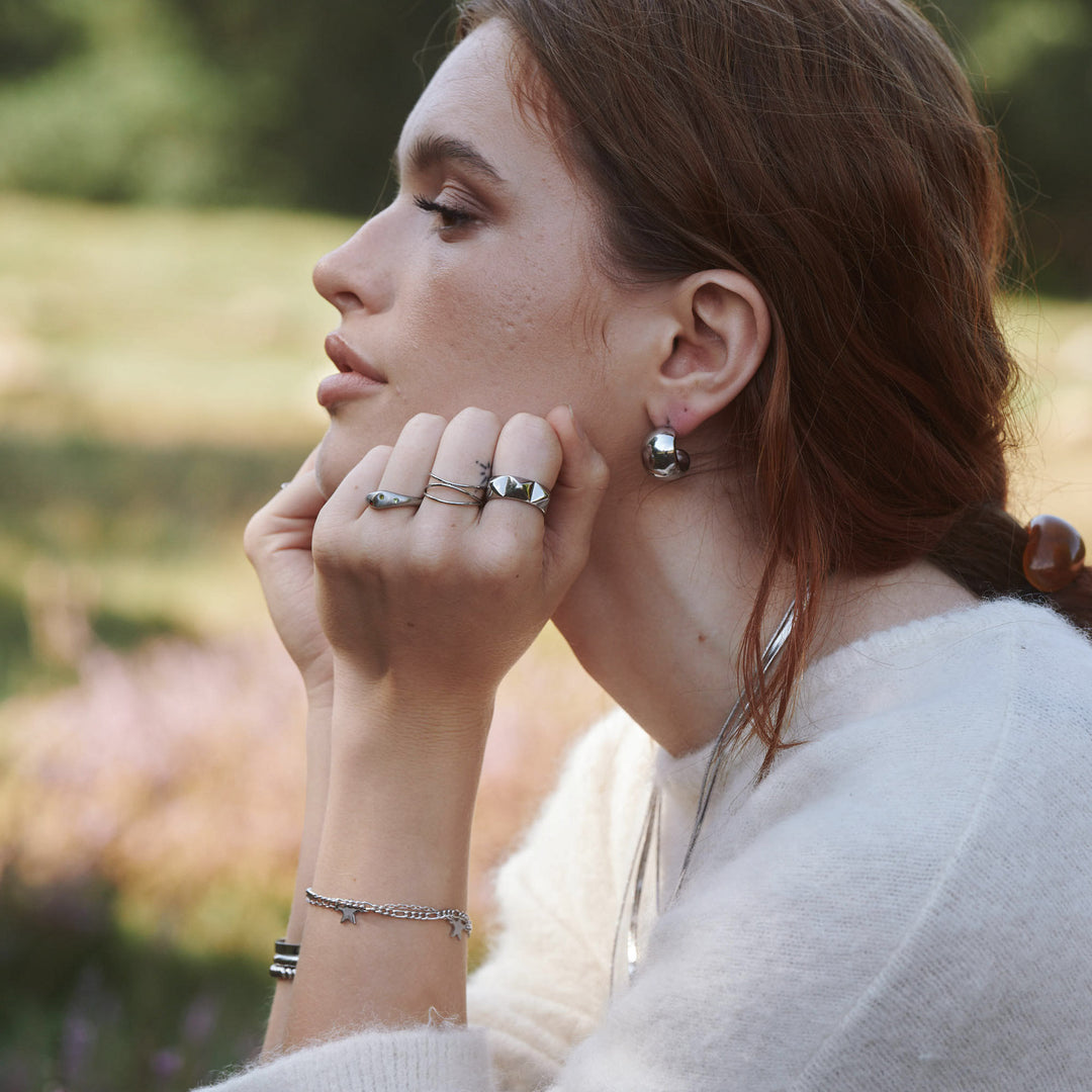 Selena - Pendientes de botón Chunky de acero inoxidable