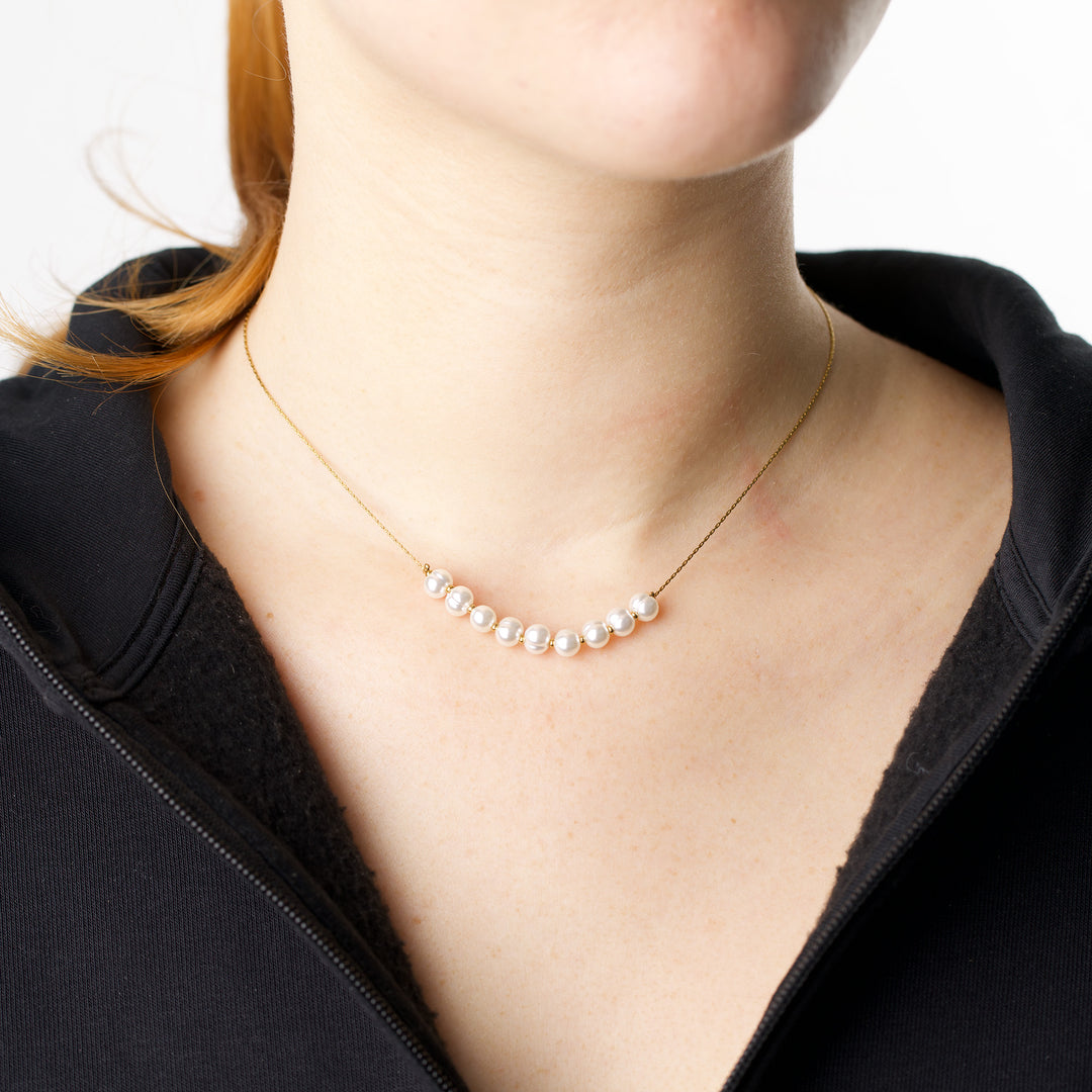Loanna - Delicate Pearl Necklace Stainless Steel