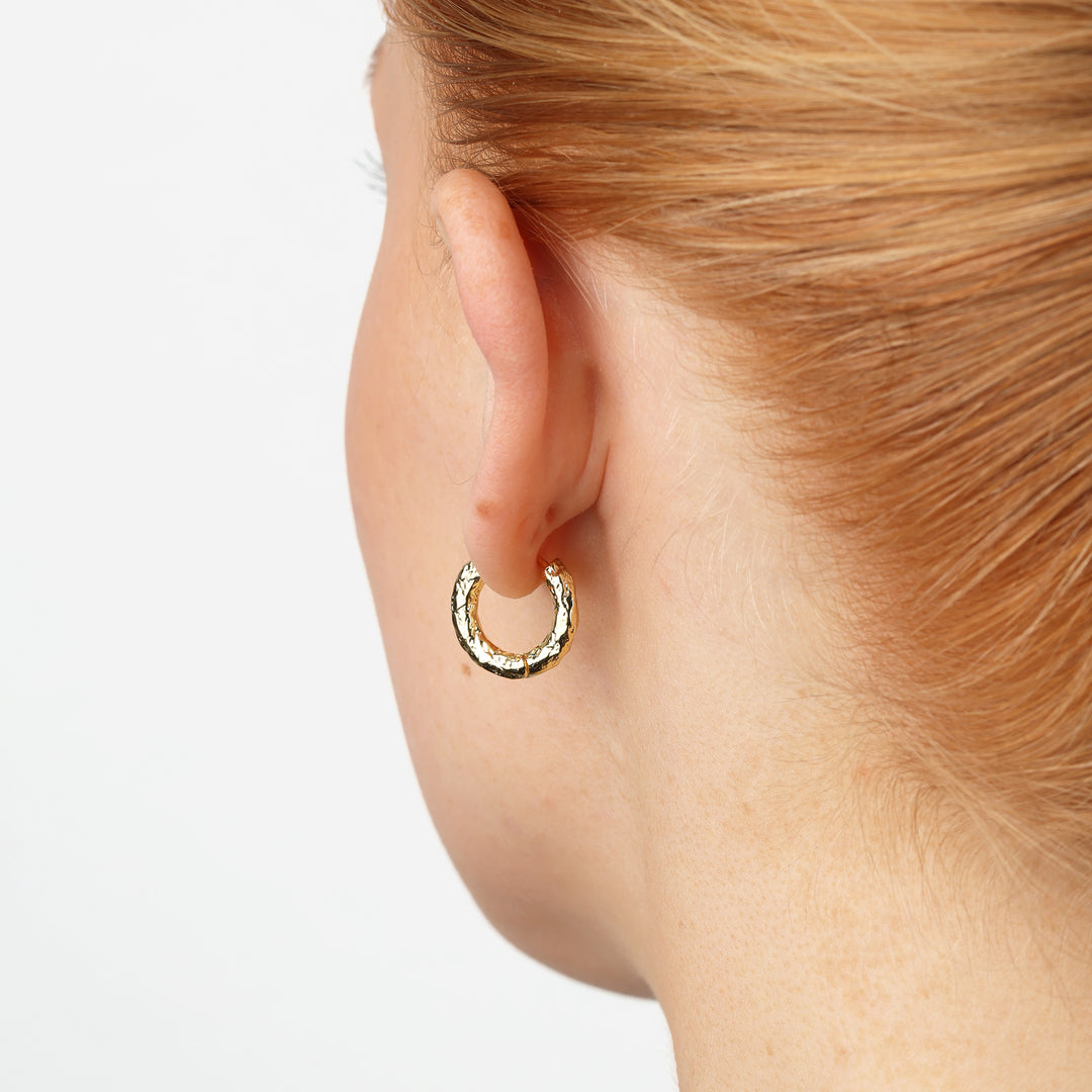 Hildur - Pendientes de aro orgánicos de acero inoxidable