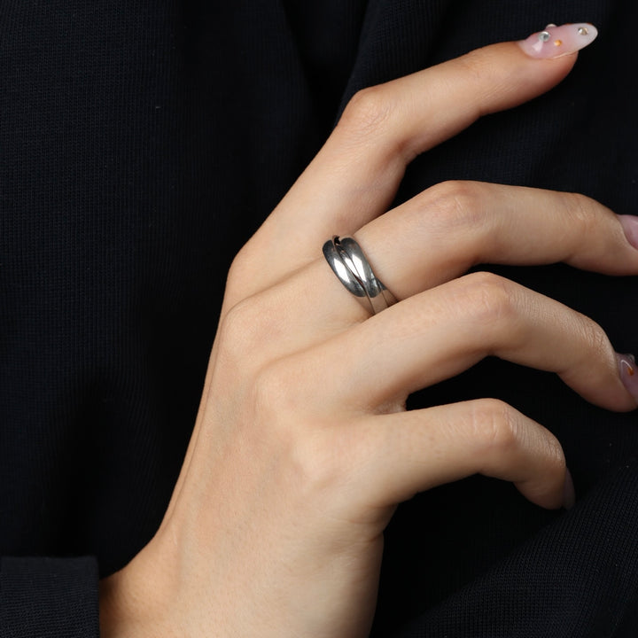 Alvy - Anillo Twist de Acero Inoxidable