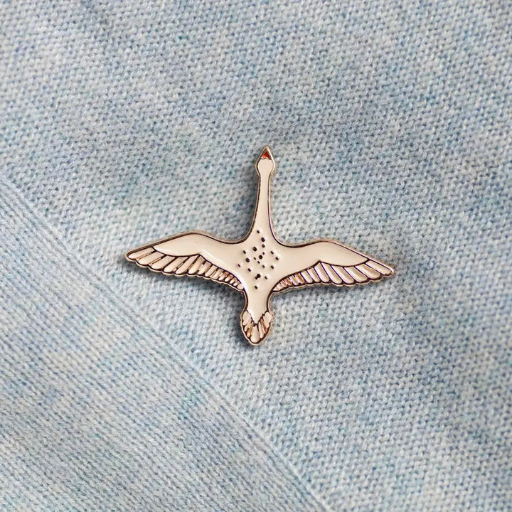 Enamel Pin Swan