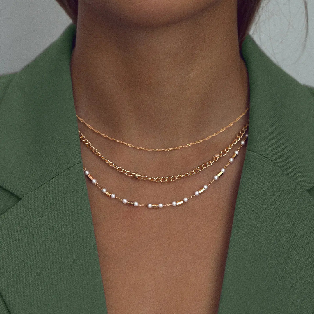 Collar lindo de cadena de perlas