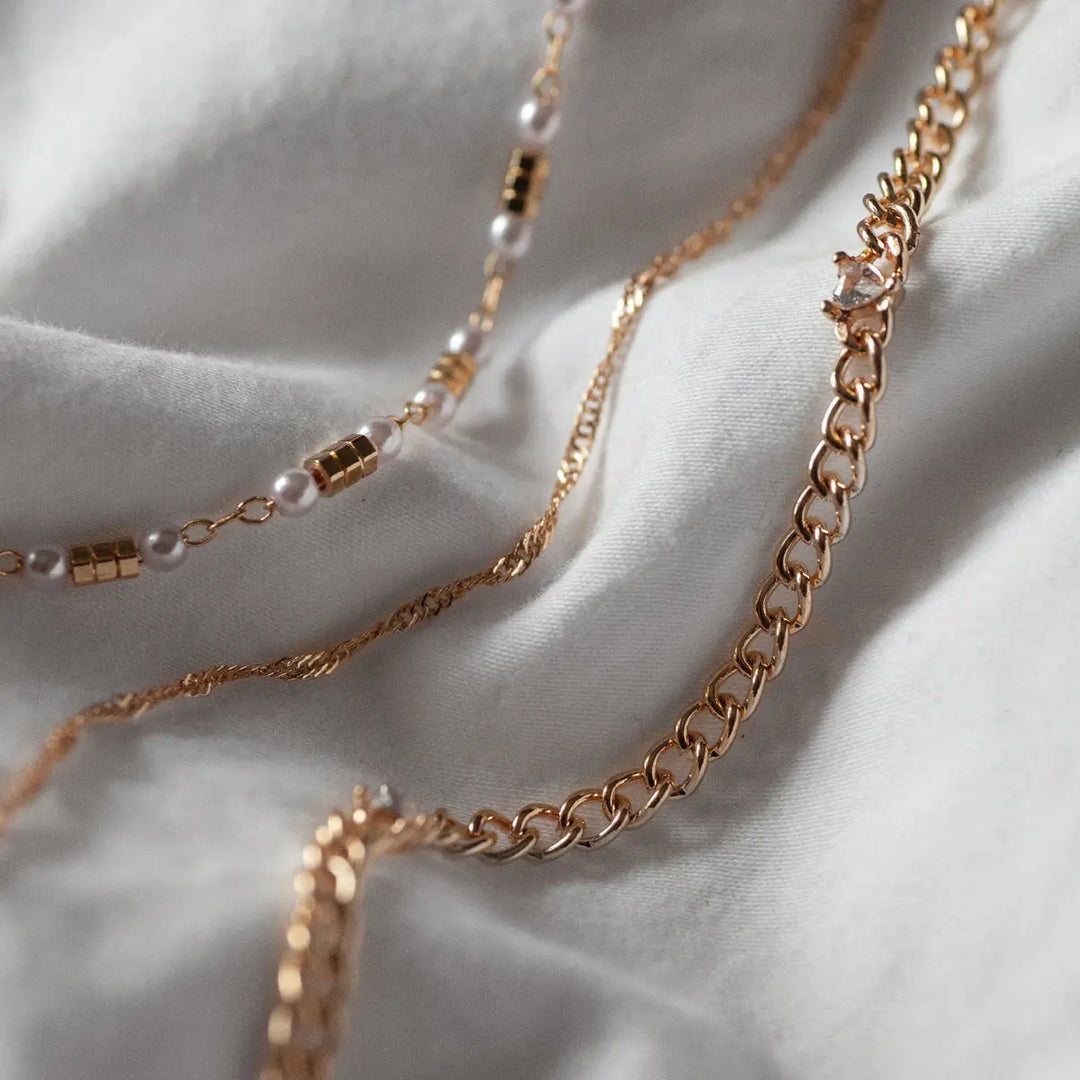 Collar lindo de cadena de perlas