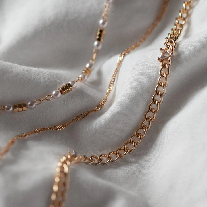 Collar lindo de cadena de perlas